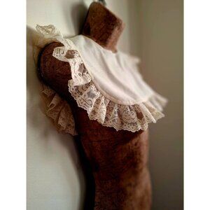 Vintage White Lace Ruffle Detachable Collar With Button Closure